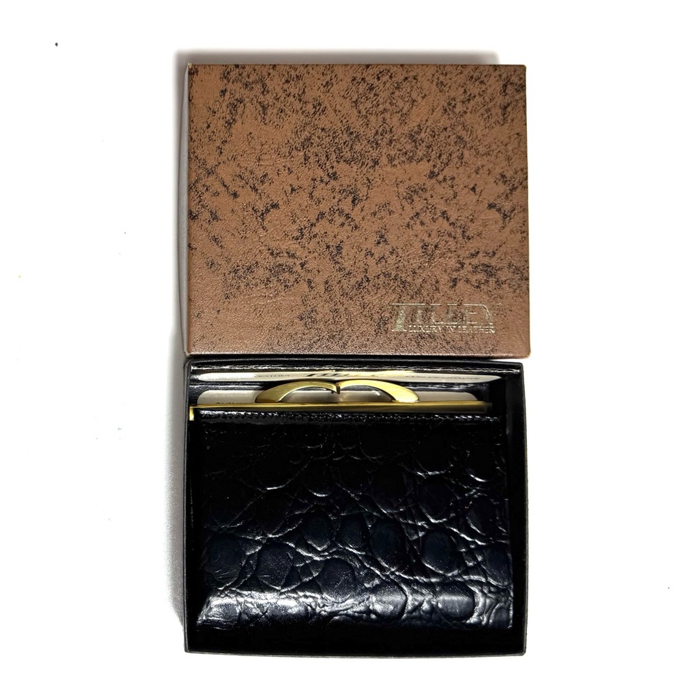 Vintage Tilley Black Crocodile Womens Bifold Kiss-lock Wallet
